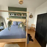 Un Cocon Au Presbytere Avec Place De Parking Voiture Gratuite * Caen