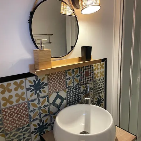 Un Cocon Au Presbytere Avec Place De Parking Voiture Gratuite