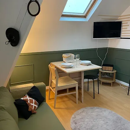 Un Cocon Au Presbytere Avec Place De Parking Voiture Gratuite * كان