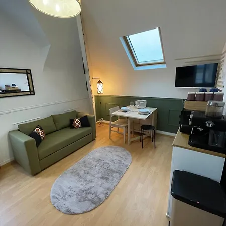 Un Cocon Au Presbytere Avec Place De Parking Voiture Gratuite كان