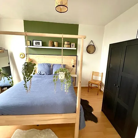 Un Cocon Au Presbytere Avec Place De Parking Voiture Gratuite كان