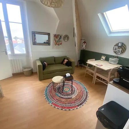 شقة Un Cocon Au Presbytere Avec Place De Parking Voiture Gratuite كان