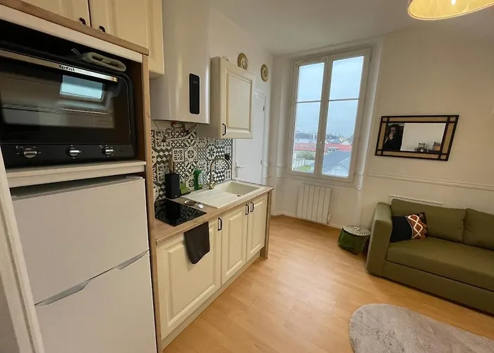 Un Cocon Au Presbytere Avec Place De Parking Voiture Gratuite *