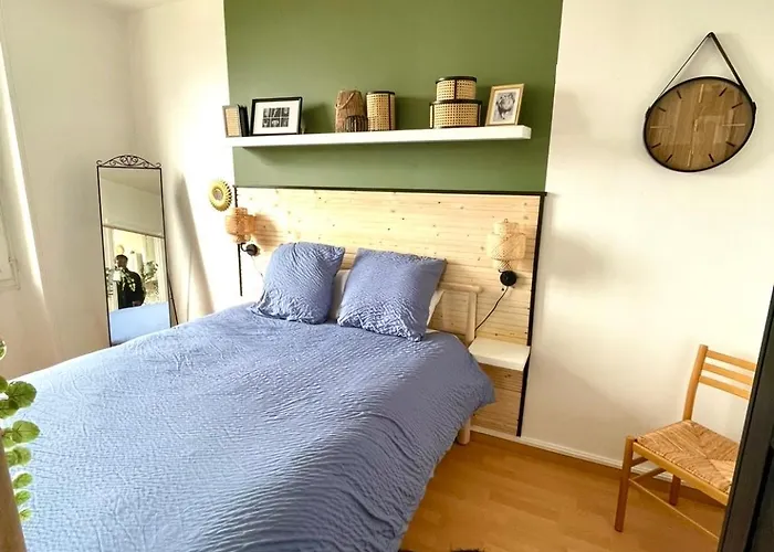 Un Cocon Au Presbytere Avec Place De Parking Voiture Gratuite Apartament