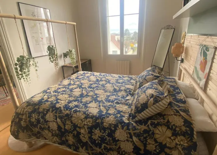 Un Cocon Au Presbytere Avec Place De Parking Voiture Gratuite * Caen